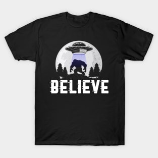 Awesome Believe in Aliens Bigfoot & UFOs T-Shirt